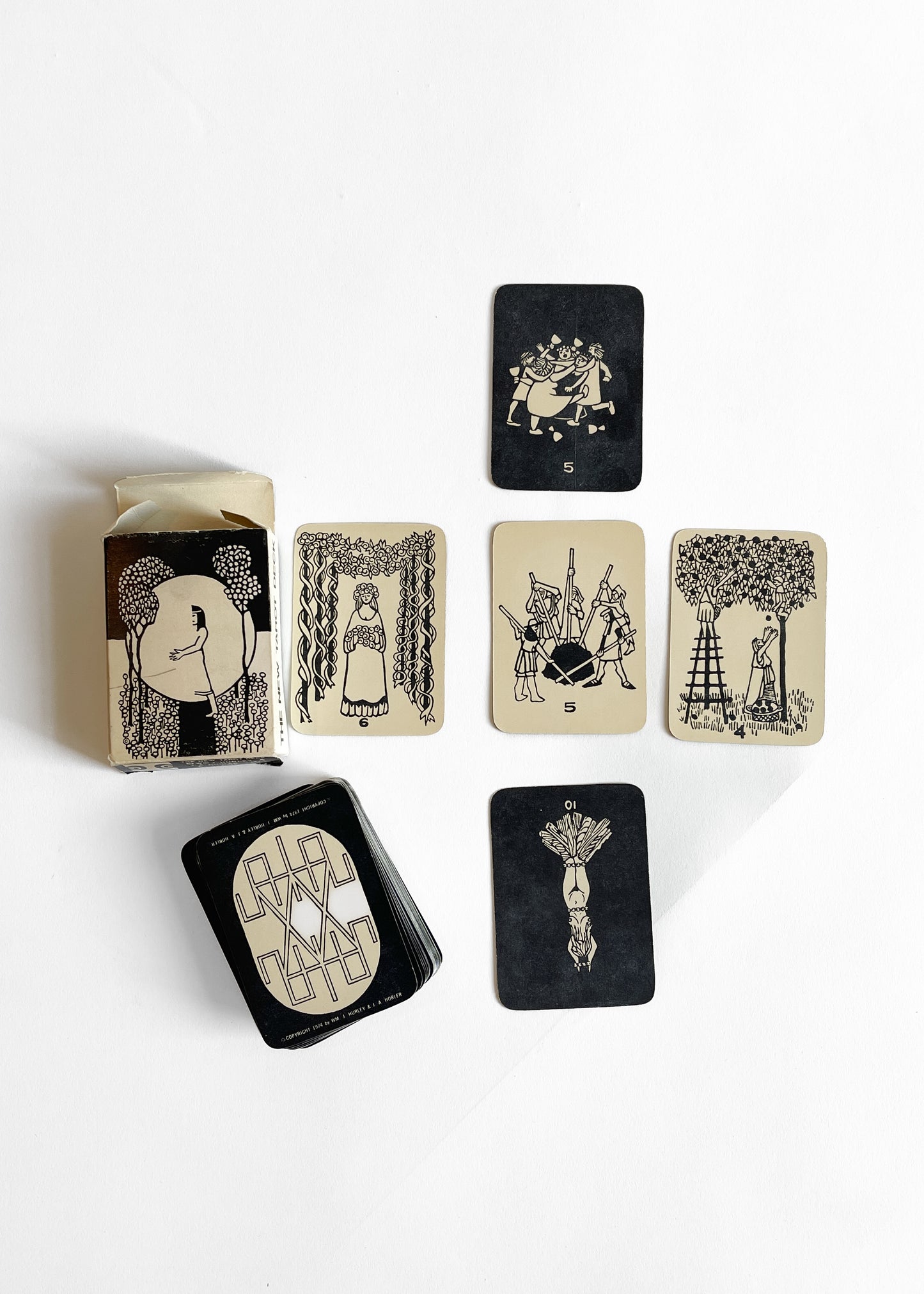 Vintage 1970s The New Tarot Deck by Hurley & Horler